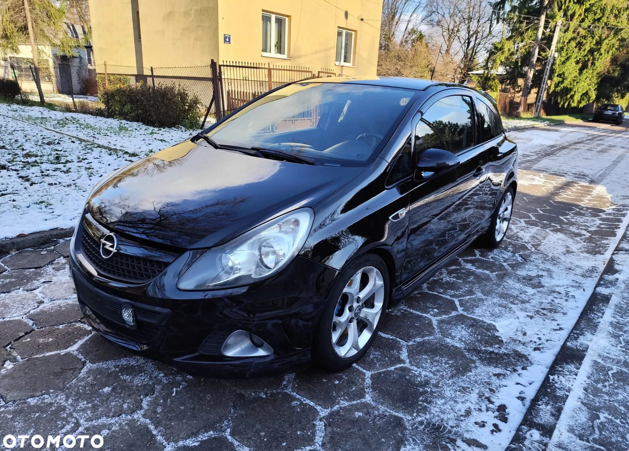 Opel Corsa 1.6 T OPC - 1