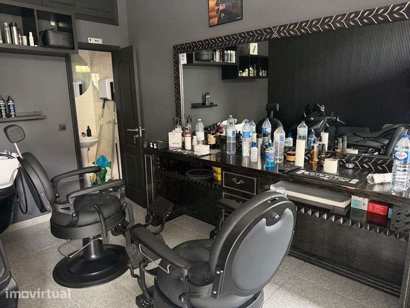 Treespasse Barbearia Gaia. Renda 350€ - Grande imagem: 2/9
