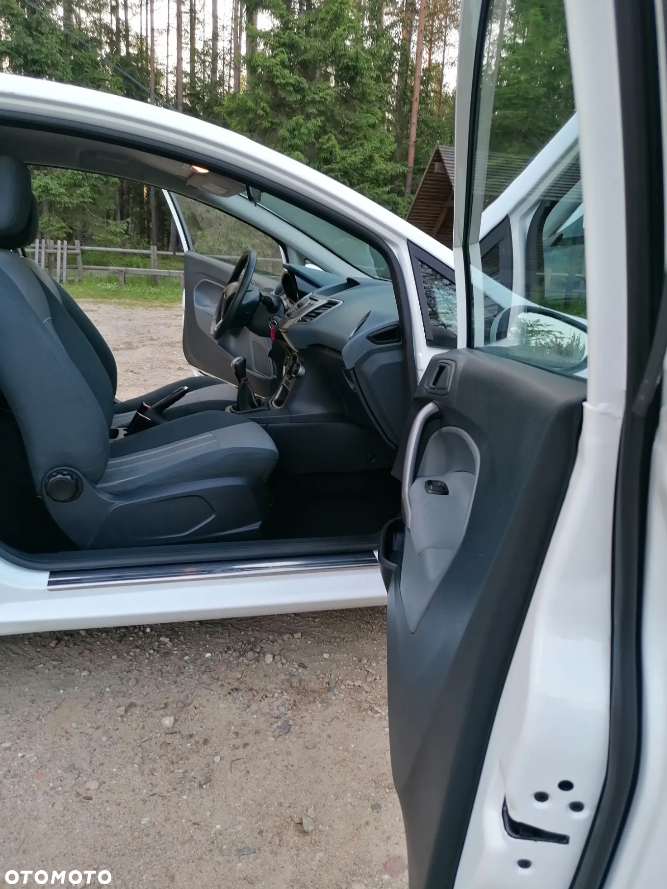 Ford Fiesta 1.25 Ambiente - 11