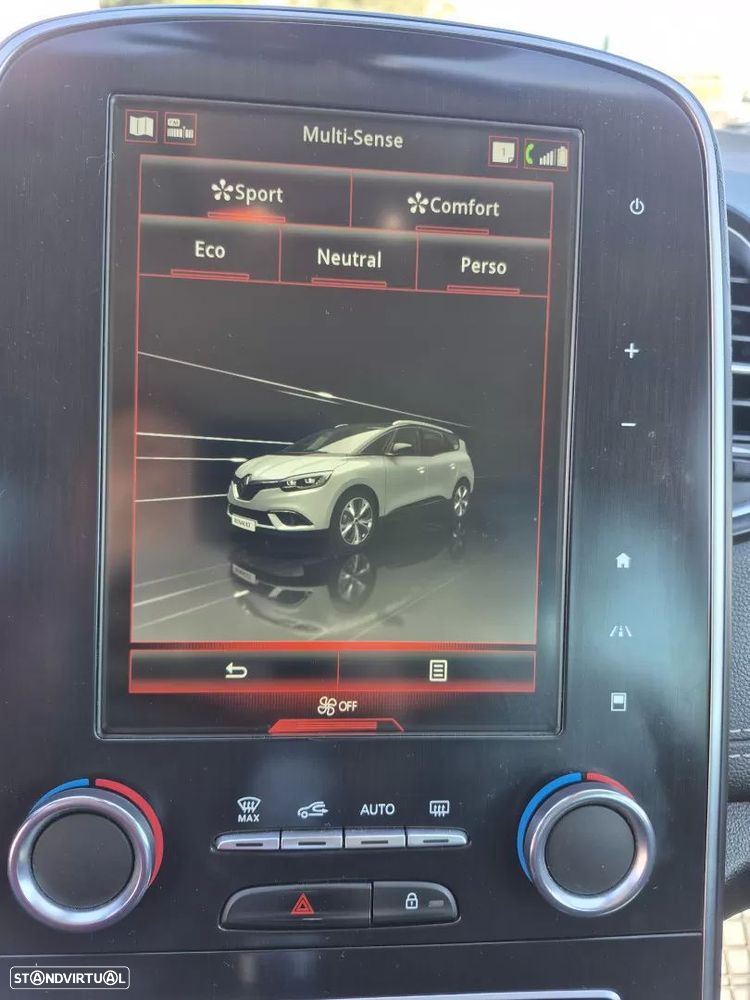 Renault Grand Scénic - 25