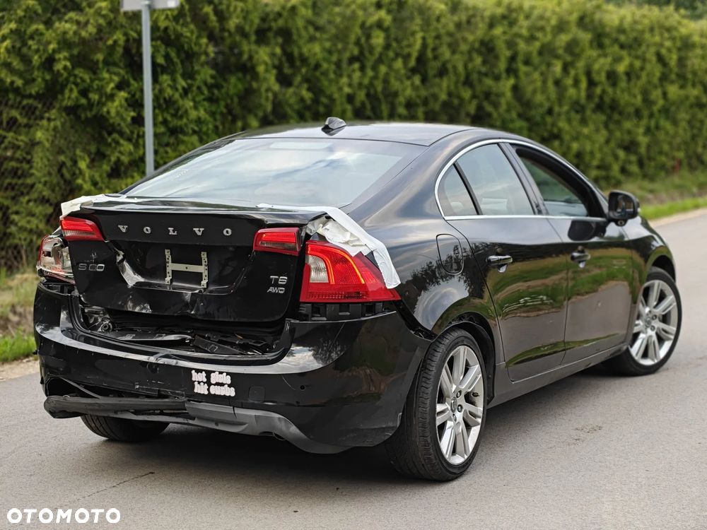 Volvo S60 T6 AWD Geartronic RDesign - 4