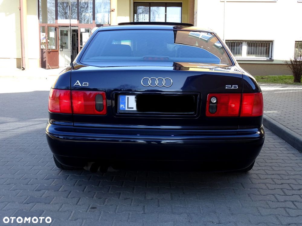 Audi A8 - 7