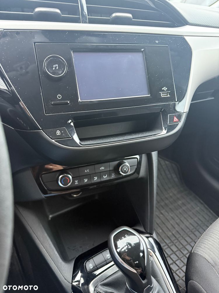 Opel Corsa 1.2 Elegance S&S - 11