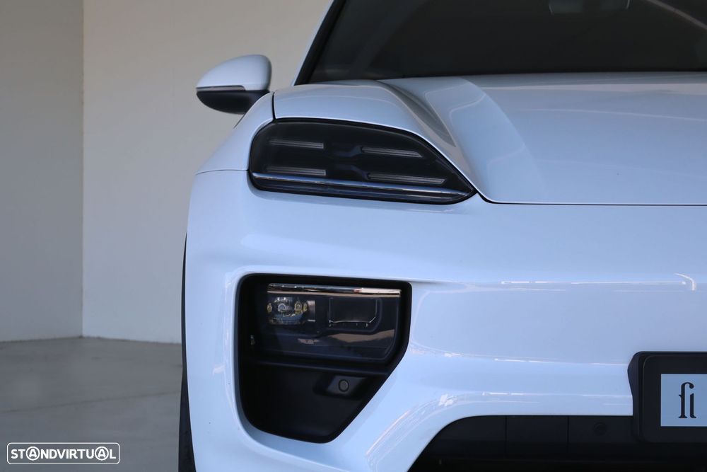 Porsche Macan Electric 4 - 3