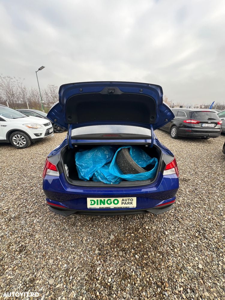 Hyundai Elantra 1.6 l 123 CP 6MT Classic - 15