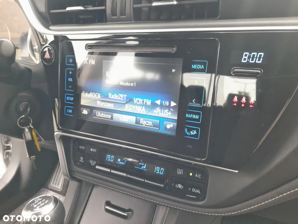 Toyota Corolla 1.6 Comfort - 11