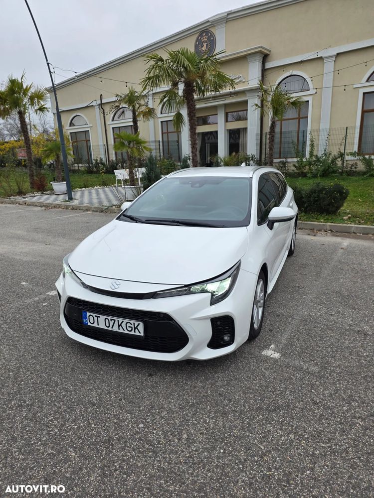 Suzuki Swace 1.8 E-CVT HEV Passion - 1