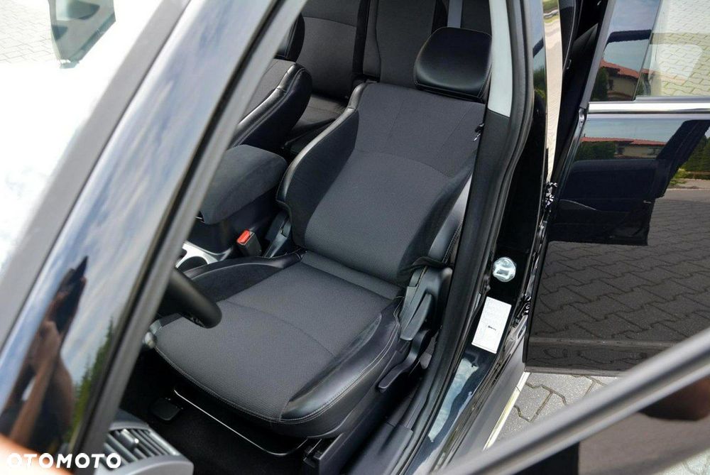 Mitsubishi Outlander 2.0 2WD Edition - 19