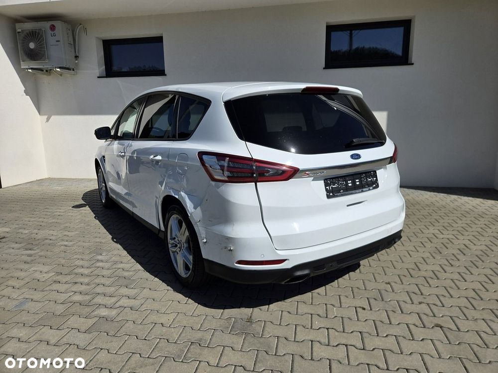 Ford S-Max - 4