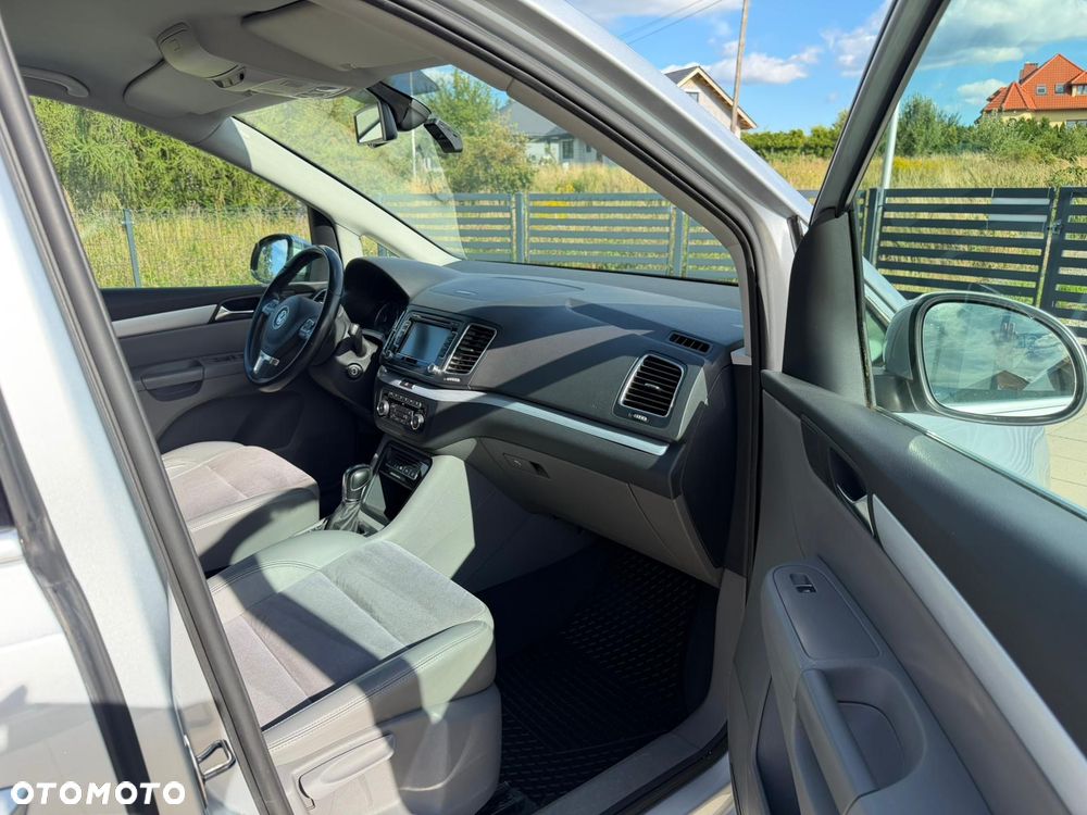 Volkswagen Sharan 2.0 TDI Highline DSG - 16