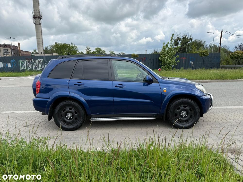 Toyota RAV4 2.0 D-4D 4x4 - 8