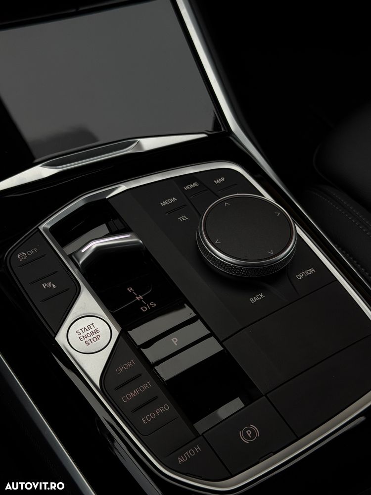 BMW Seria 3 318d Aut. Sport Line - 37