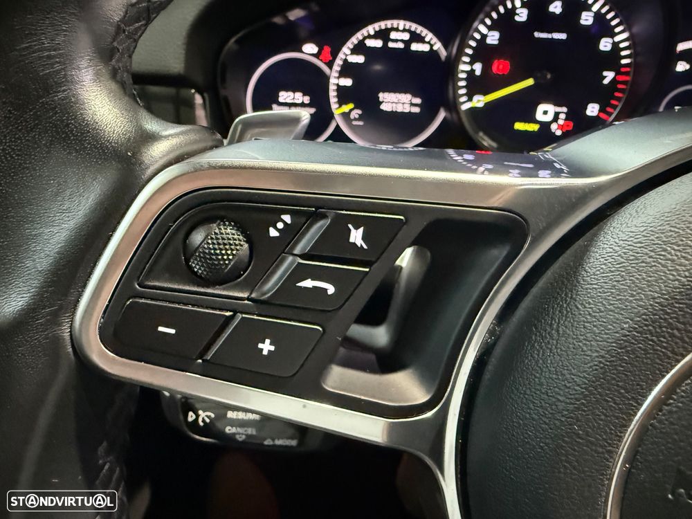Porsche Cayenne E-Hybrid - 23