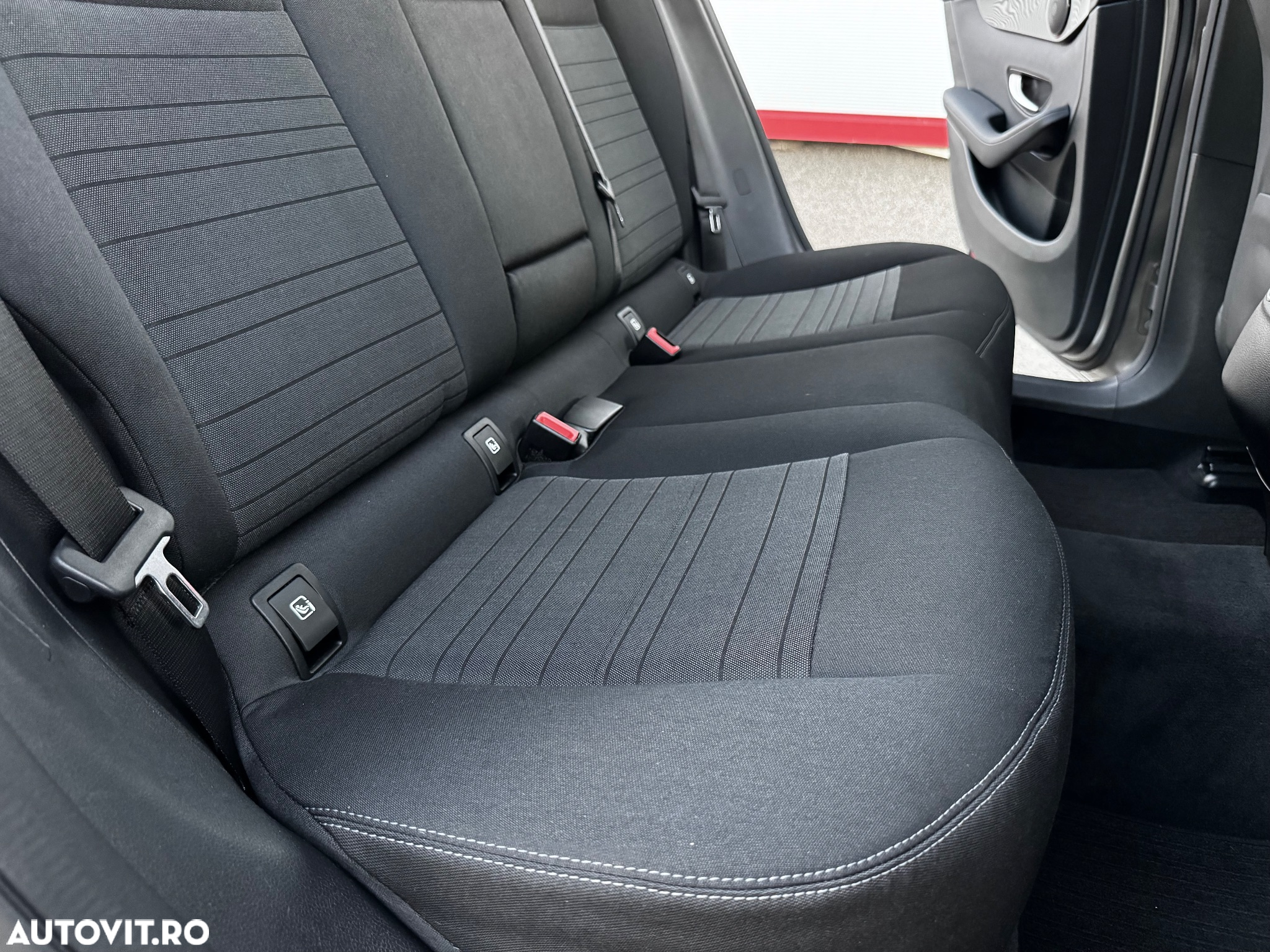 Mercedes-Benz GLC 220 d 4Matic 9G-TRONIC Exclusive - 20