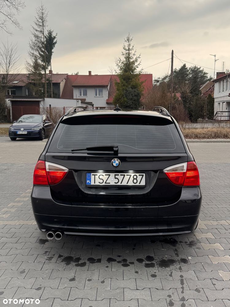 BMW Seria 3 318d - 2