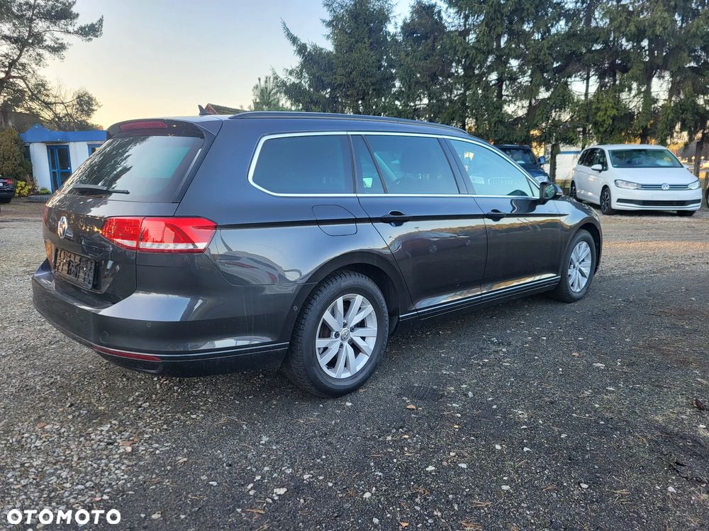 Volkswagen Passat Variant 2.0 TDI DSG (BlueMotion Technology) Comfortline - 5