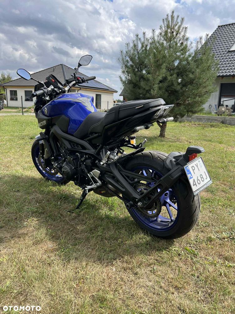 Yamaha MT - 2