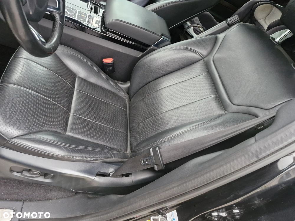 Land Rover Discovery 3.0 V6 Supercharged HSE - 17