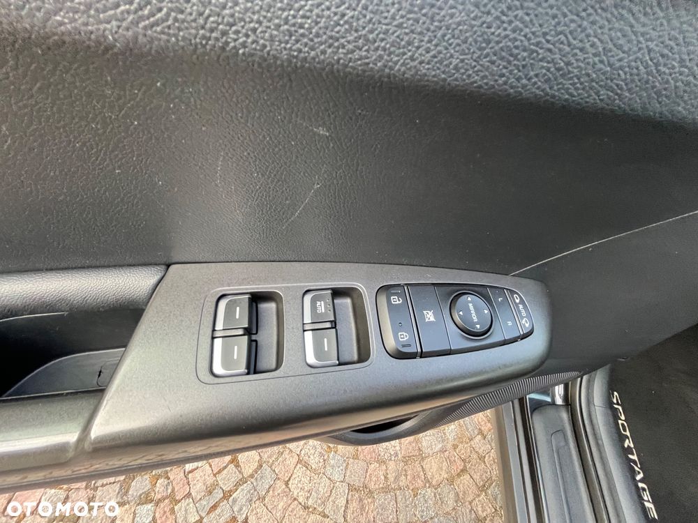 Kia Sportage 1.6 GDI L 2WD - 23