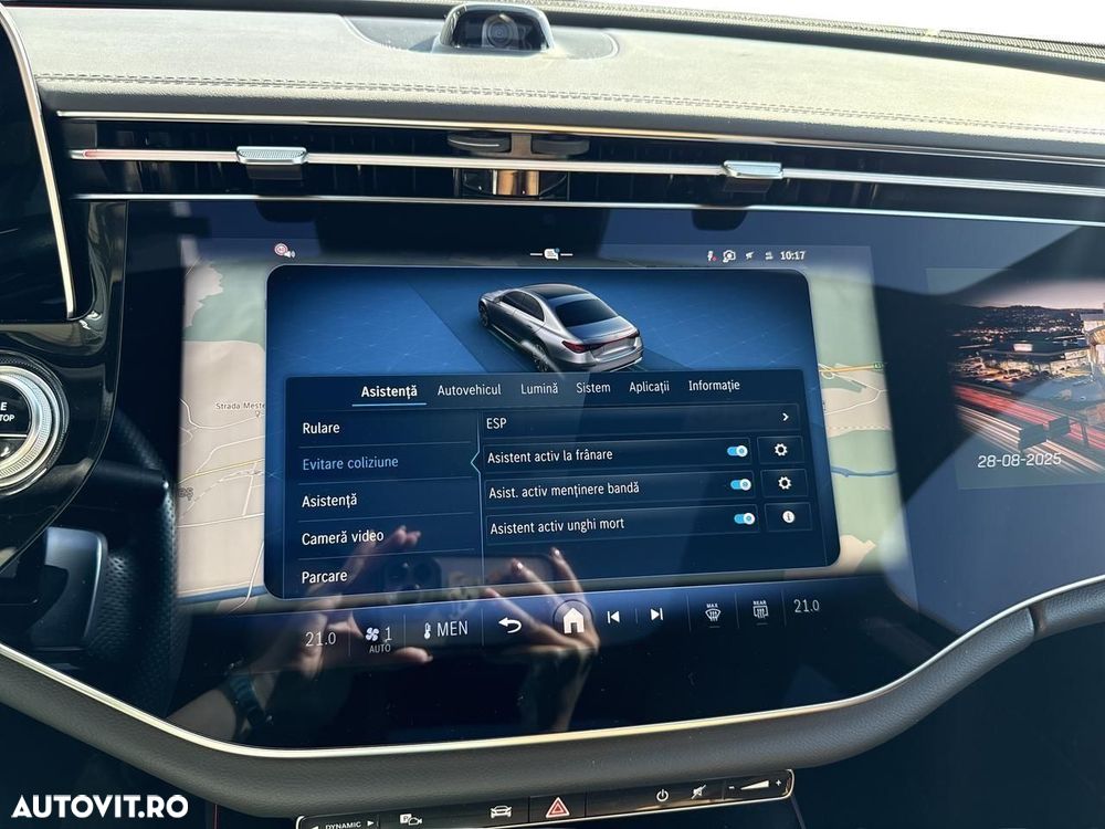 Mercedes-Benz E - 18