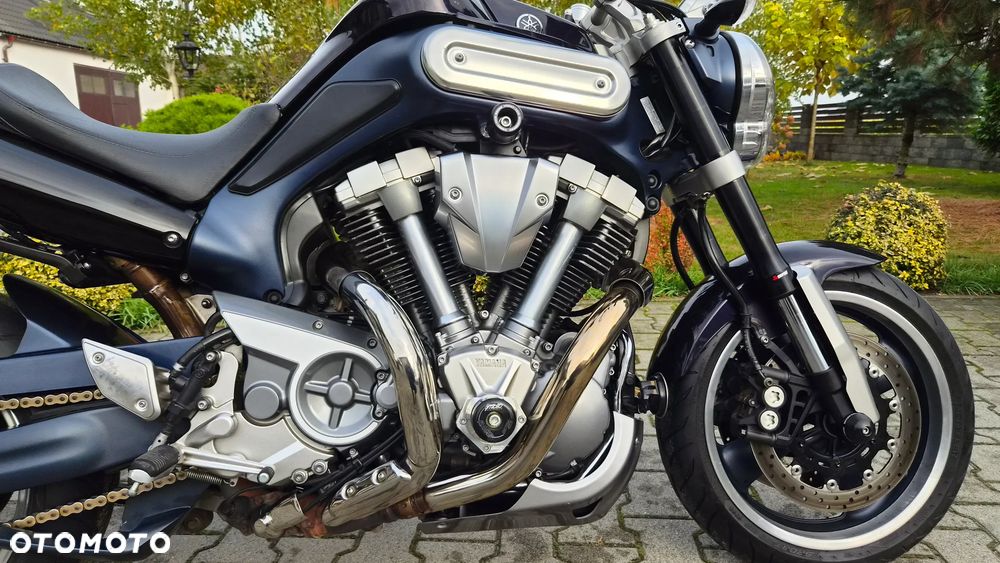 Yamaha MT - 16