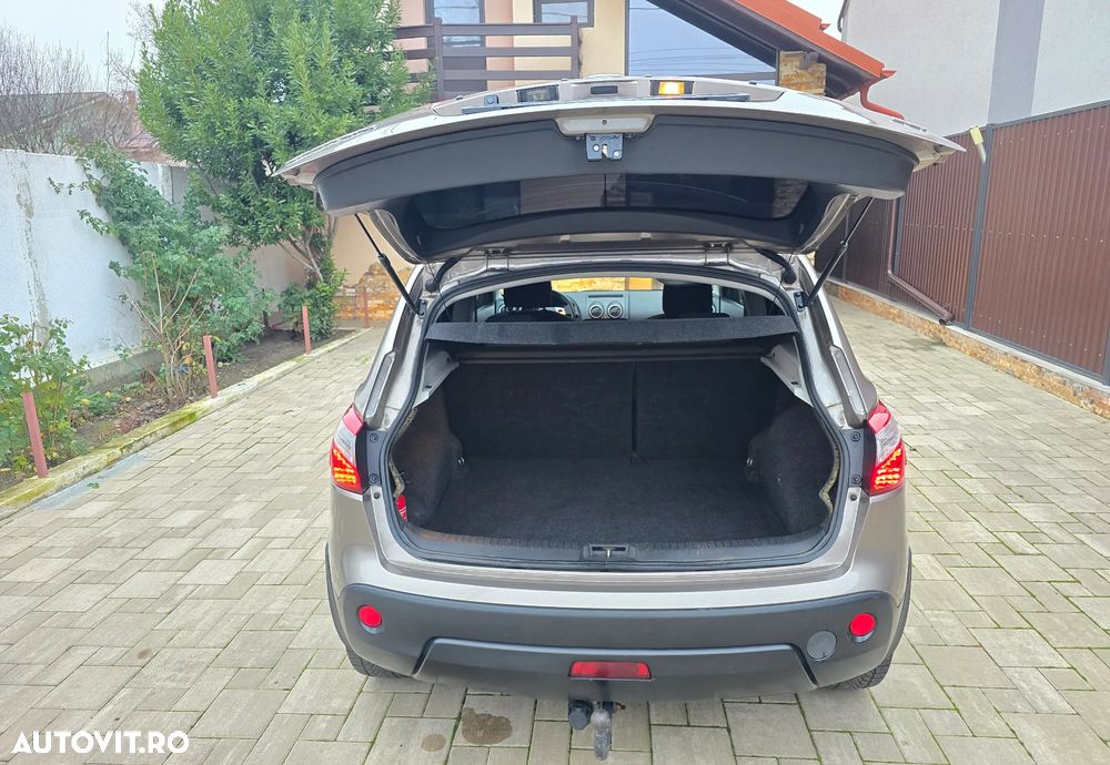 Nissan Qashqai 1.6 dCi DPF tekna - 20