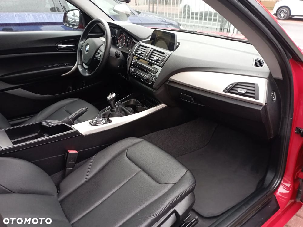 BMW Seria 1 116i - 9