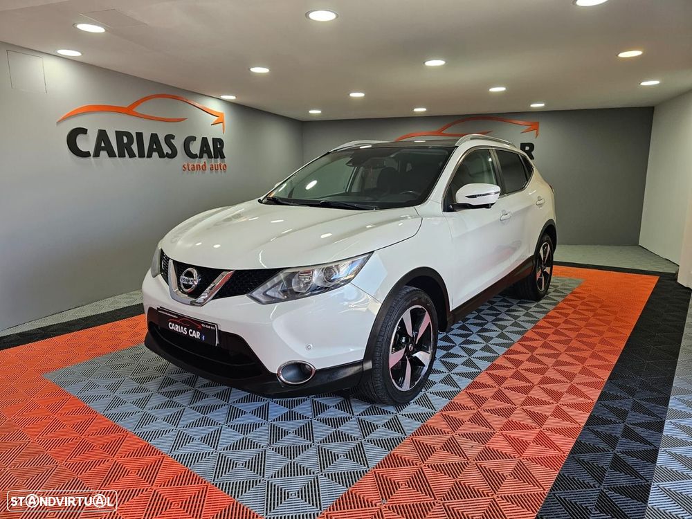 Nissan Qashqai 1.5 dCi N-Connecta - 2
