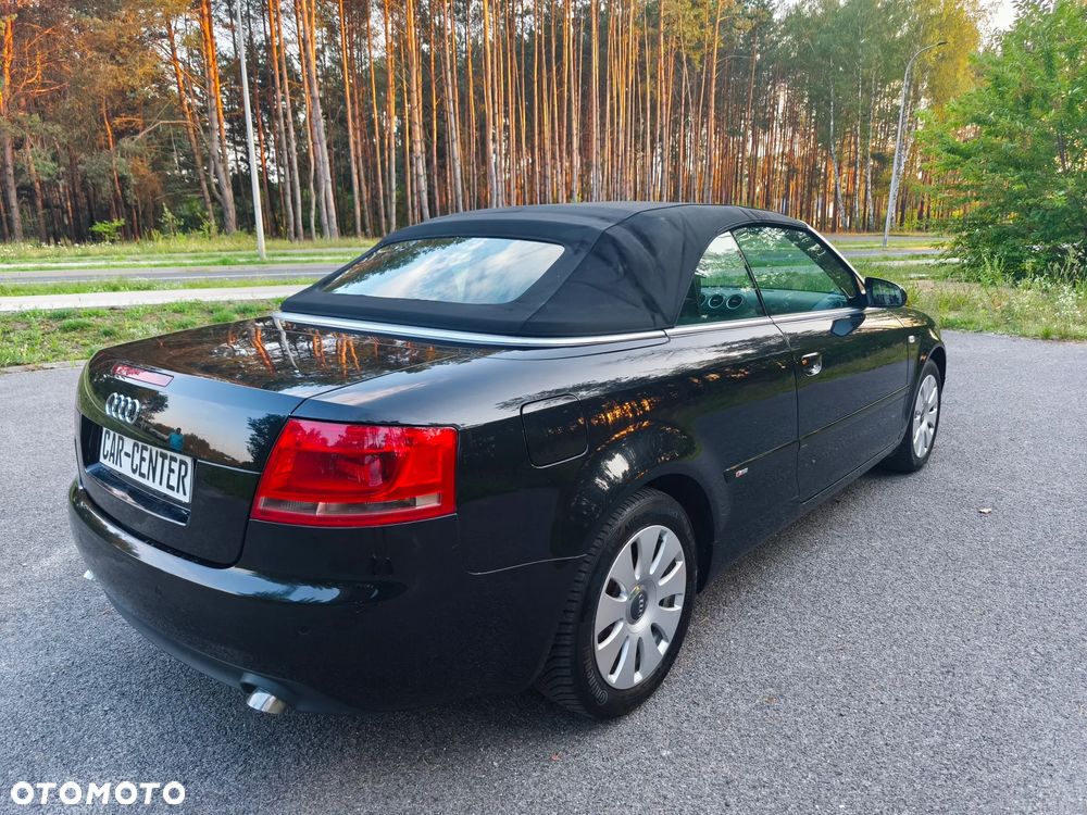 Audi A4 Cabrio 2.0 TDI DPF - 17