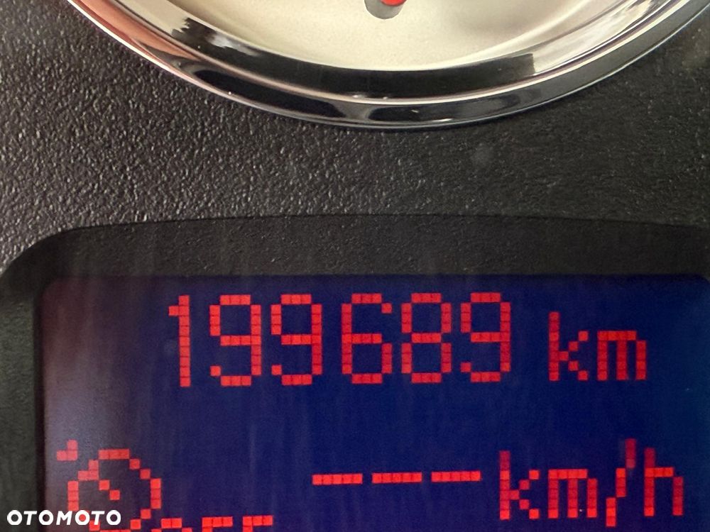 Peugeot 407 1.6 HDi Premium - 10