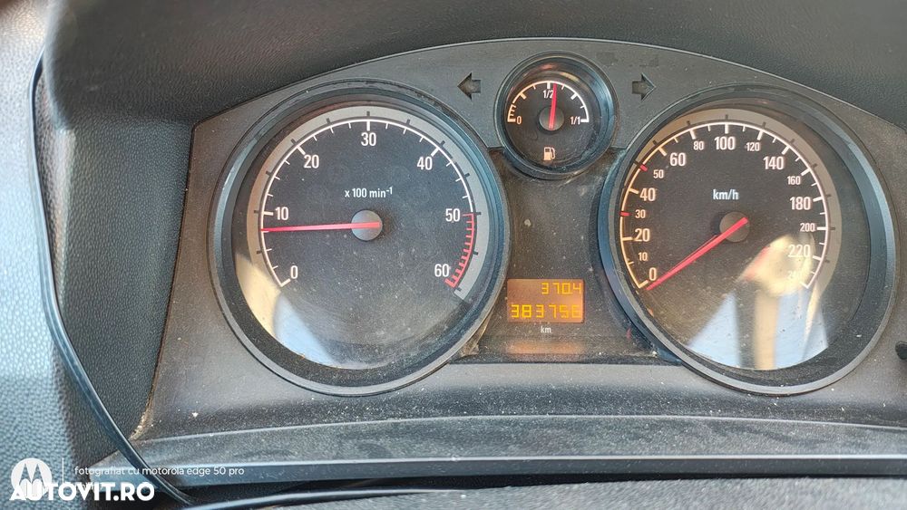 Opel Zafira 1.7 CDTI ecoFLEX Family - 6