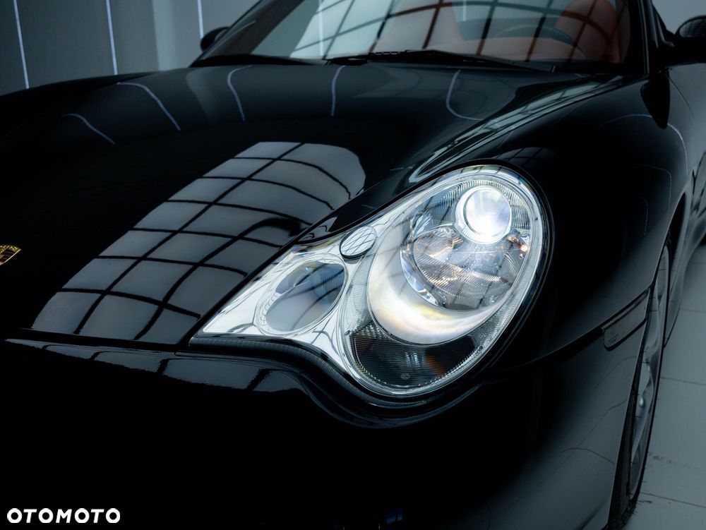Porsche 911 - 8
