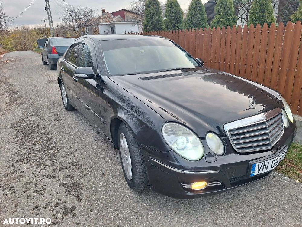 Mercedes-Benz E - 4
