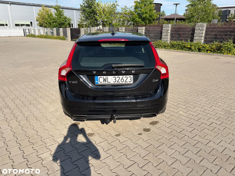 Volvo V60 D4 Momentum - 6