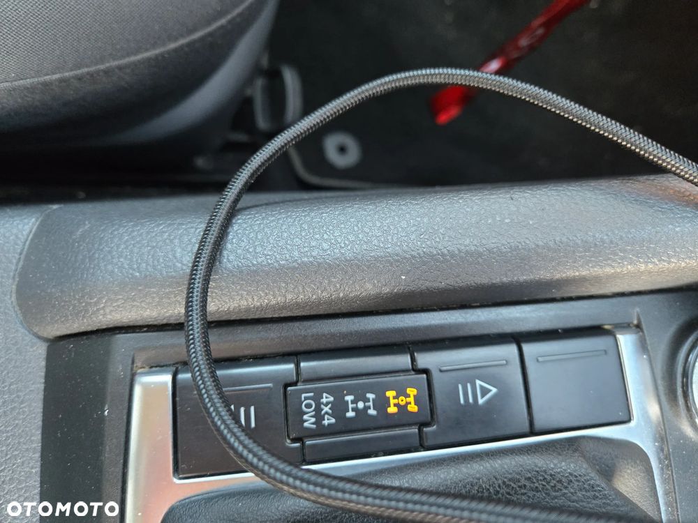 Volkswagen Amarok 2.0 BiTDI Highline - 12