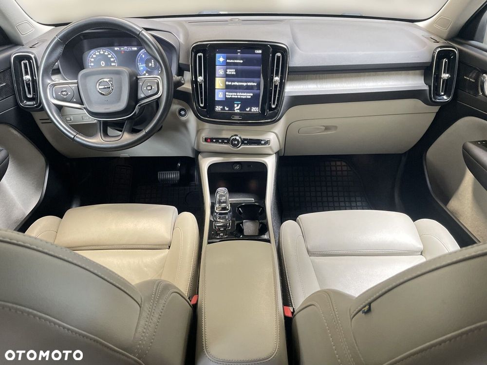 Volvo XC 40 D4 AWD Inscription - 14