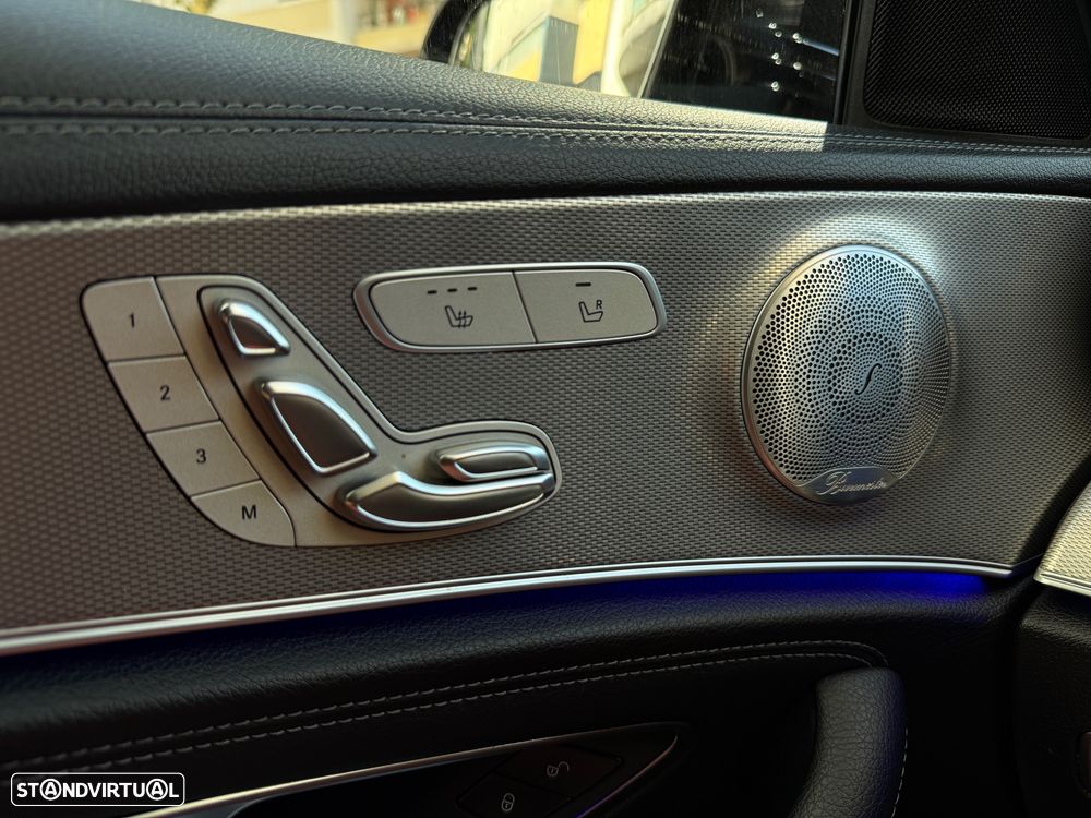 Mercedes-Benz E 300 d AMG Line - 11