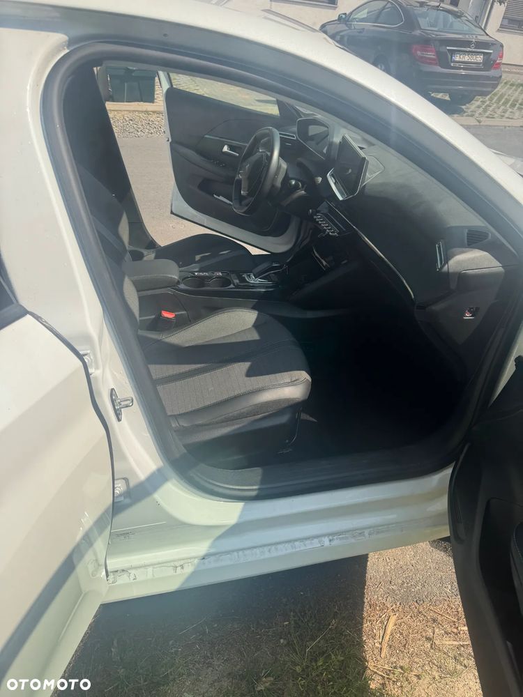 Peugeot 208 Elektromotor 136 Allure Pack - 9