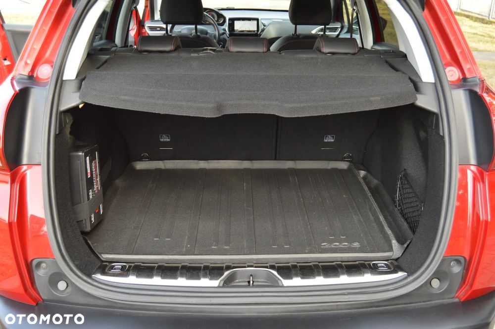 Peugeot 2008 PureTech 110 Stop&Start GT-Line Edition - 36