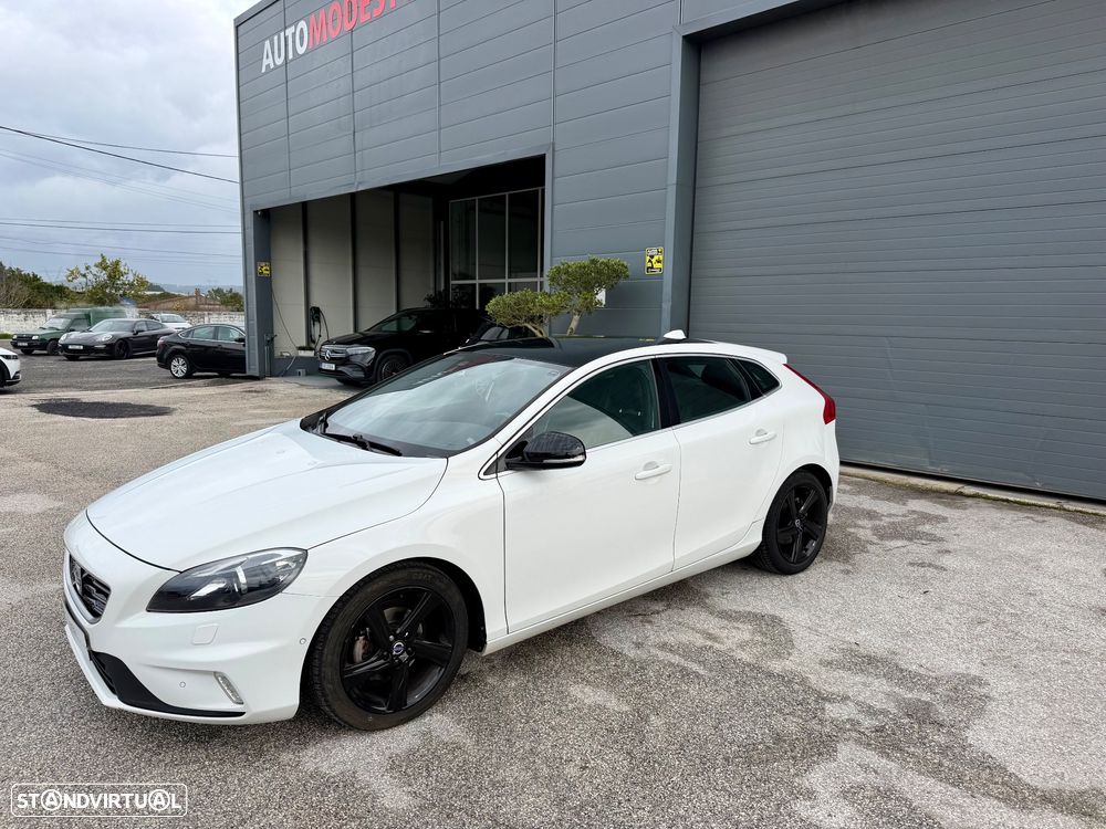 Volvo V40 D2 R Design - 7