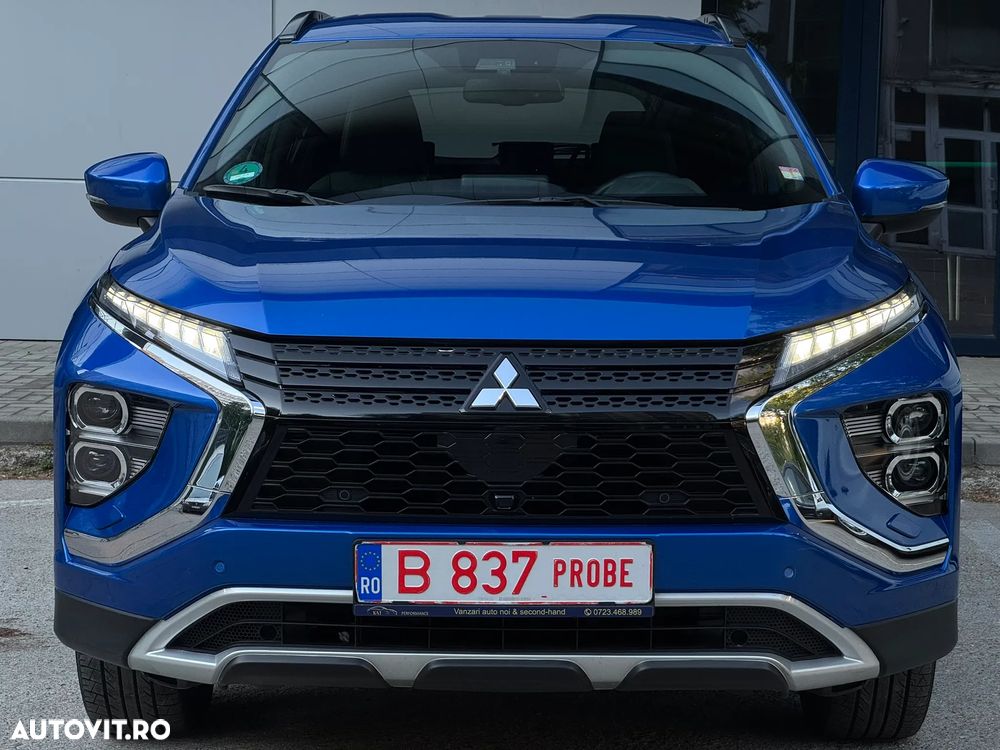 Mitsubishi Eclipse-Cross 4WD Plus Select - 2