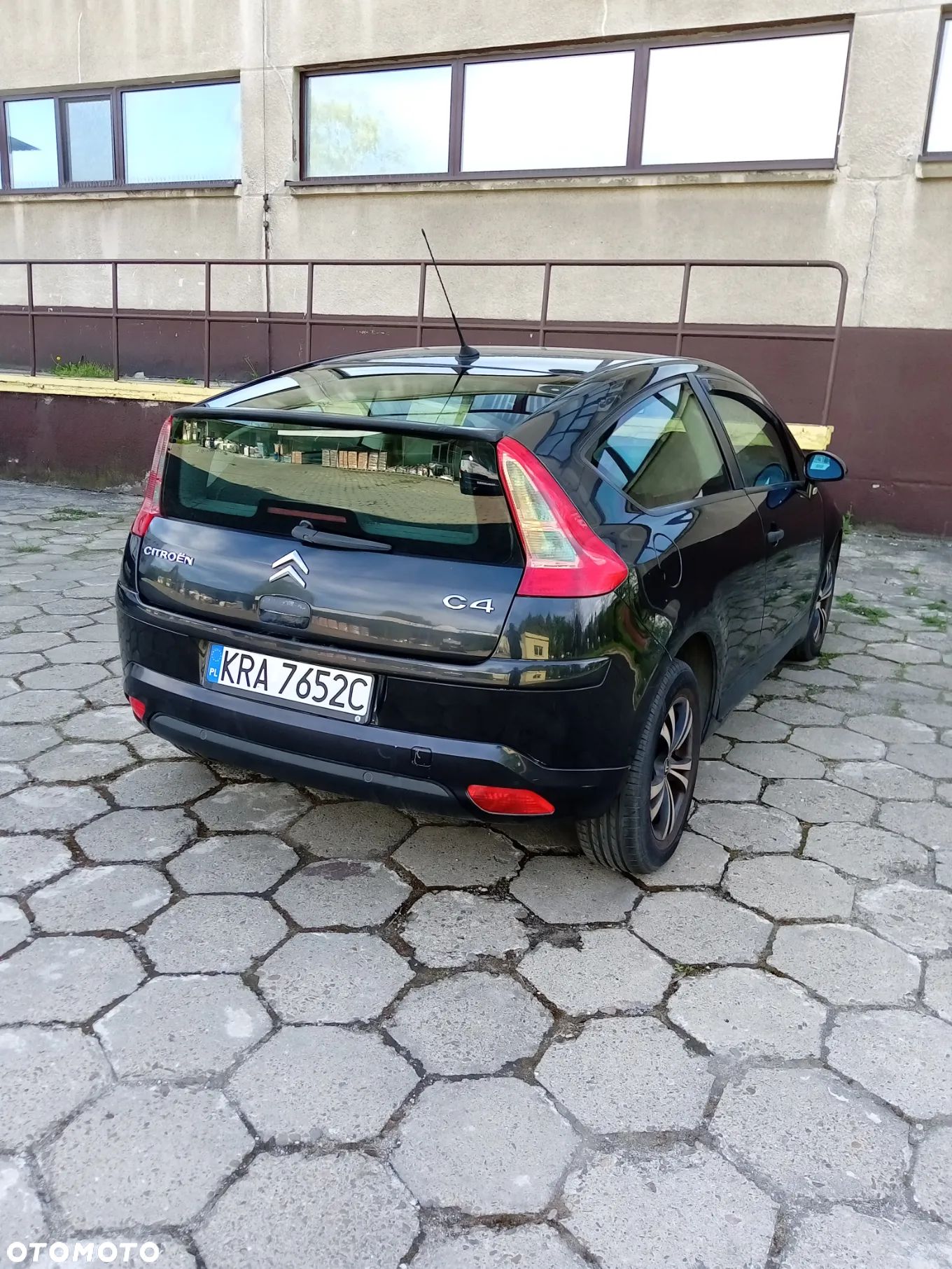 Citroën C4 Coupe 1.4 16V VTR - 1