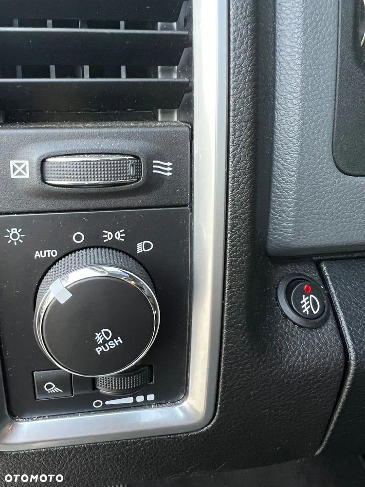 RAM 1500 - 11