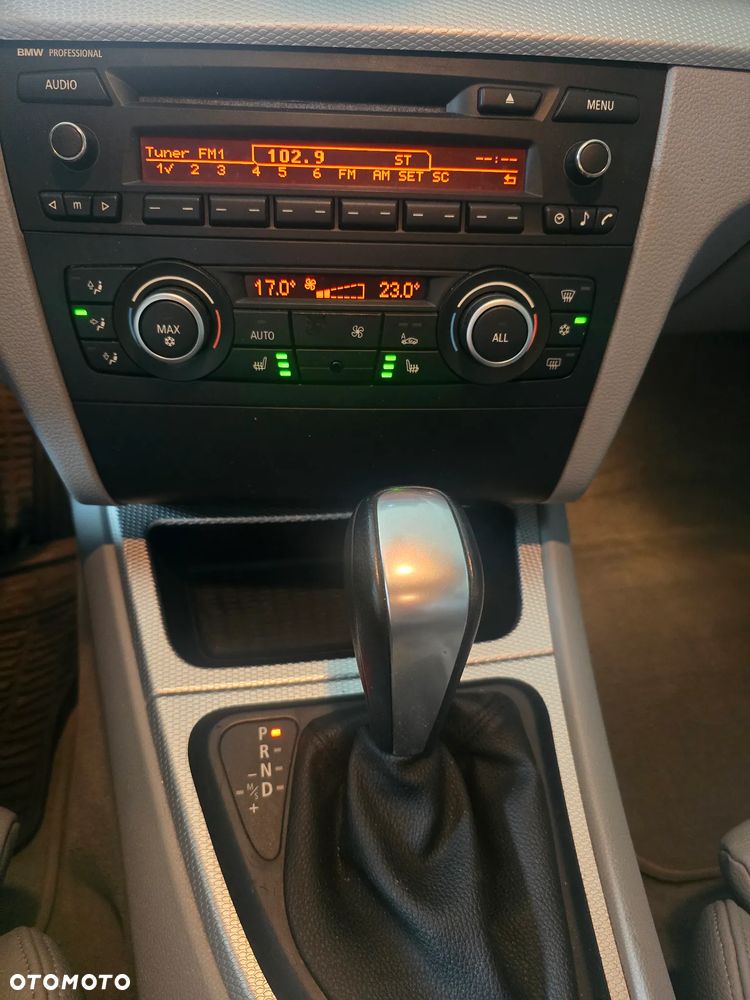 BMW Seria 1 - 18