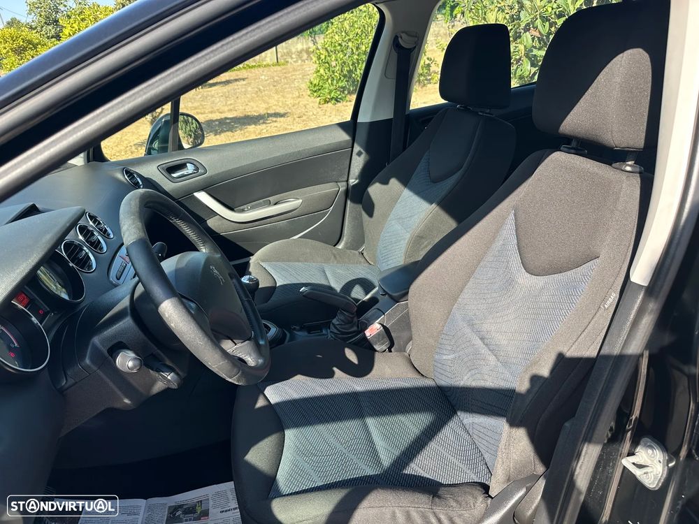 Peugeot 308 1.6 HDi Active - 17