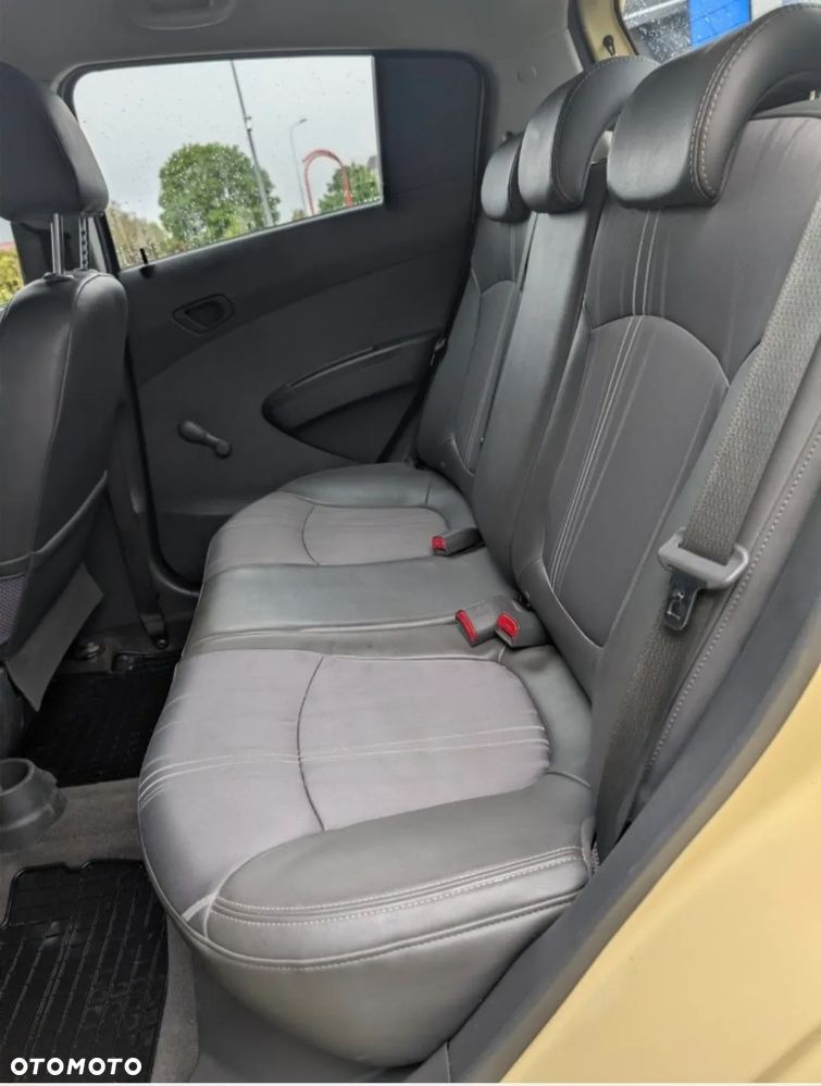 Chevrolet Spark 1.0 LT - 25