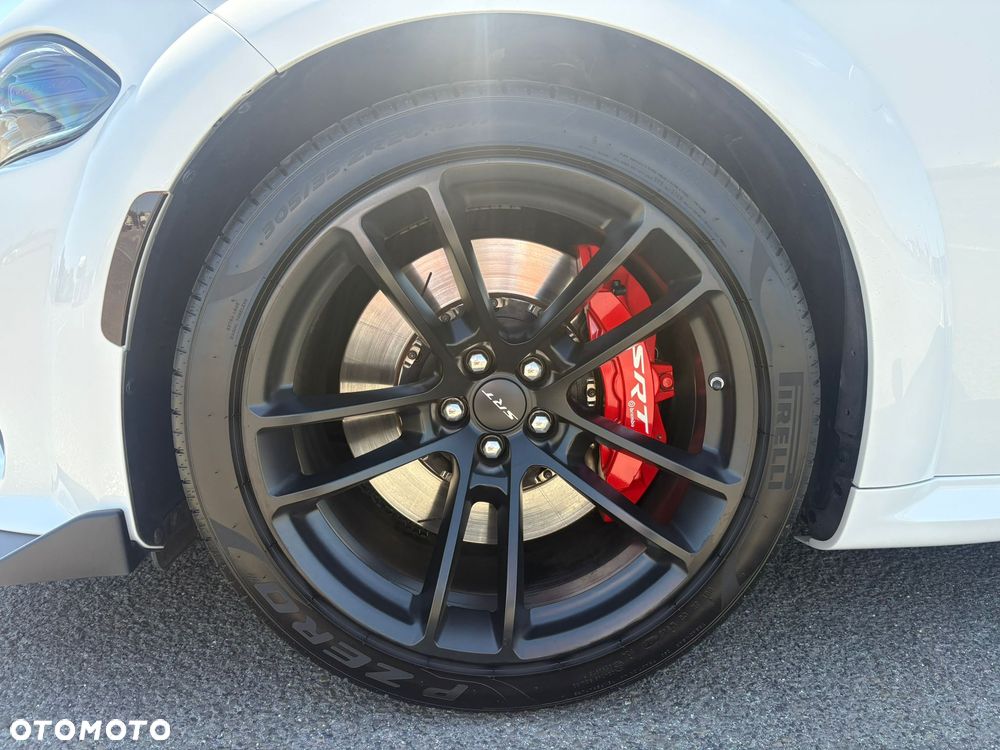 Dodge Charger 6.4 Scat Pack Widebody - 11