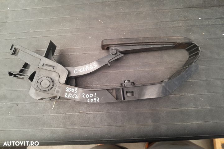 Pedala acceleratie A2113000404 A2113000404 Mercedes-Benz C-Class W204 - 1
