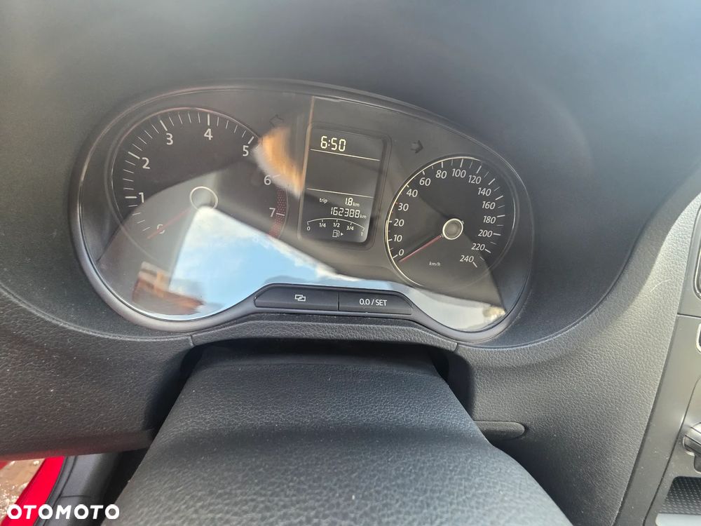 Volkswagen Polo - 11