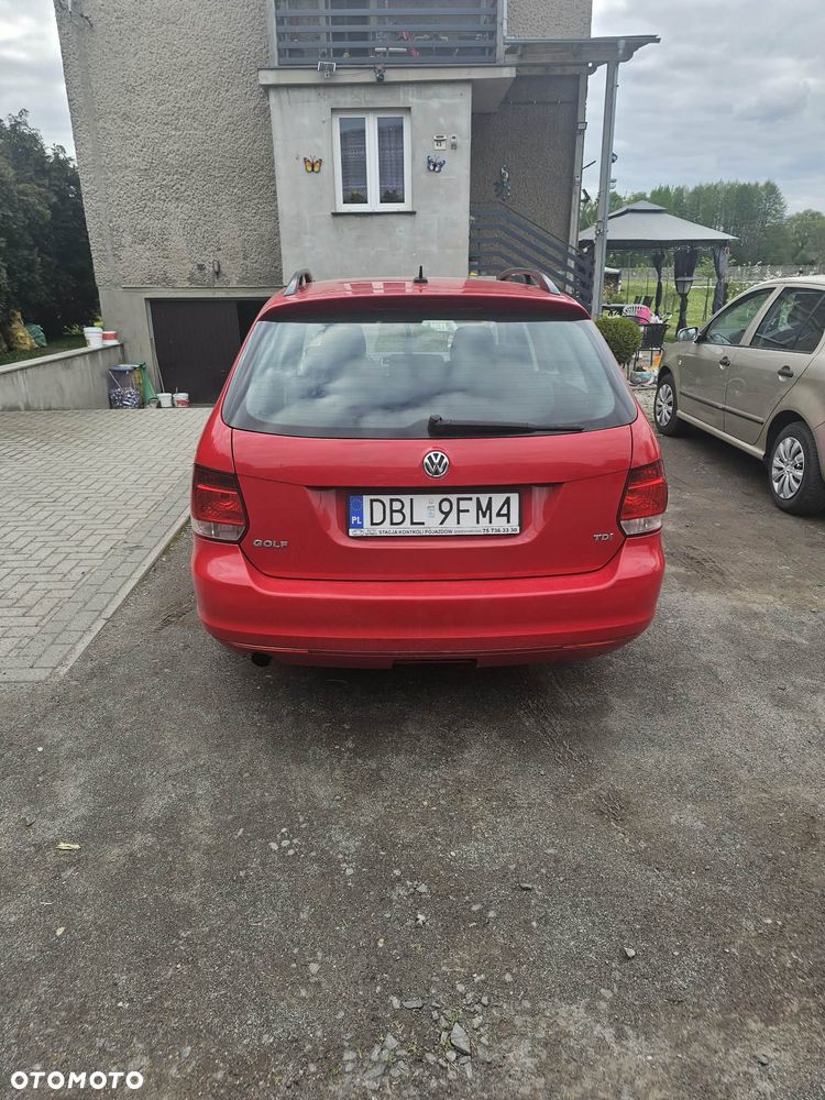 Volkswagen Golf - 6